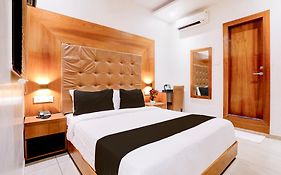 Super Townhouse Oak Times Square Le Western